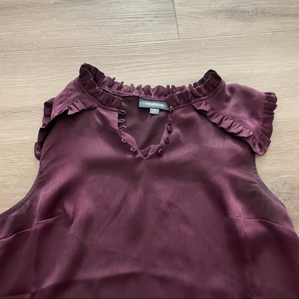 Modcloth purple sleeveless blouse - Picture 2 of 3